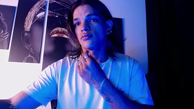 AlbertBernal69 online show from November 6, 3:40 am