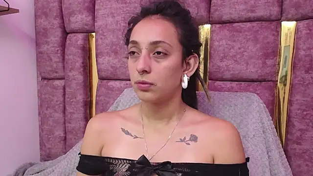 Snapshot of ORIANNA_BODMOD chatting on February 22, 5:44 am ORIANNA BODMOD online show from February 22, 5:44 am