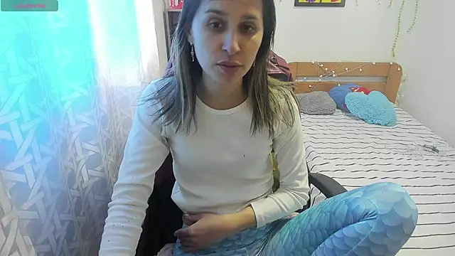 lauren ashlee online show from November 10, 1:32 pm