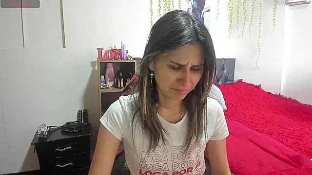 lauren ashlee online show from December 1, 6:46 pm