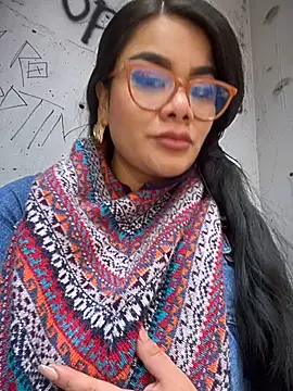 Insane Issa online show from January 8, 7:24 pm