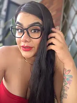 Insane Issa online show from March 1, 5:05 pm