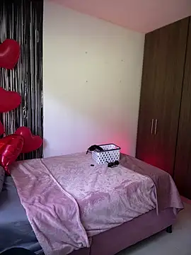 Insane Issa online show from February 12, 4:35 pm