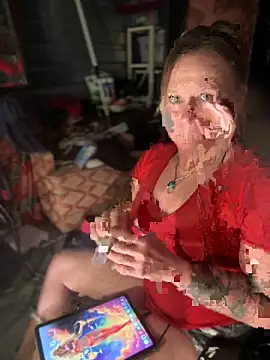 SummerBlueMoon online show from October 27, 5:00 am