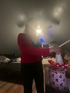 SummerBlueMoon online show from February 9, 4:16 am