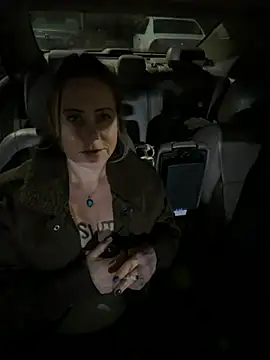 Snapshot of SummerBlueMoon chatting on February 17, 1:40 pm SummerBlueMoon online show from February 17, 1:40 pm