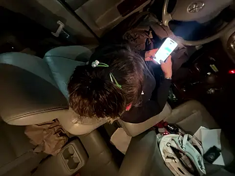 Snapshot of SummerBlueMoon chatting on March 5, 11:06 am SummerBlueMoon online show from March 5, 11:06 am