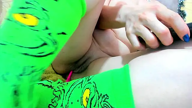 Esmeralda oikos online show from December 29, 2:38 am