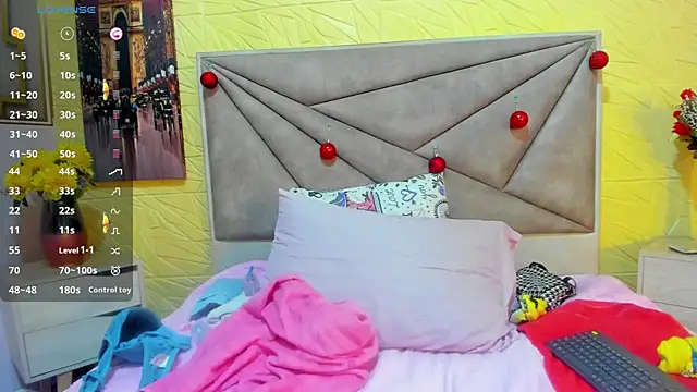 Esmeralda oikos online show from February 7, 2:40 am