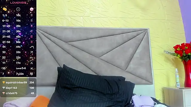 Esmeralda oikos online show from March 14, 11:43 pm