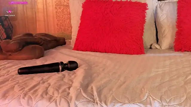 MishaKinki online show from November 20, 7:02 pm