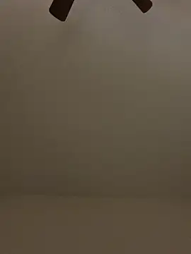 Snapshot of SlimBeenBadd1981 chatting on November 21, 10:47 am SlimBeenBadd1981 online show from November 21, 10:47 am