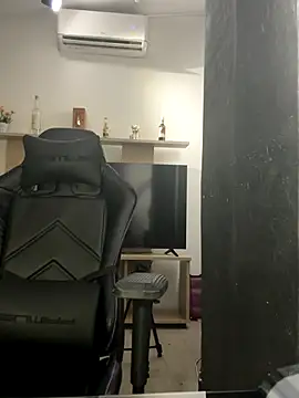 LunaBaker-1 online show from October 1, 8:37 pm