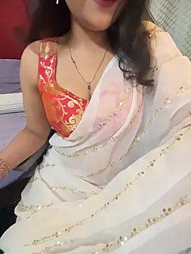 Snapshot of LuscousPussy chatting on November 4, 7:46 pm LuscousPussy online show from November 4, 7:46 pm