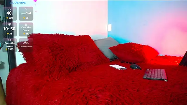 liuscast22 online show from December 6, 11:36 pm