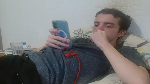 Tombgy07 online show from February 8, 8:45 pm