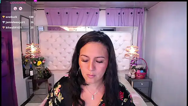 Georgina-Musk online show from December 5, 11:40 pm
