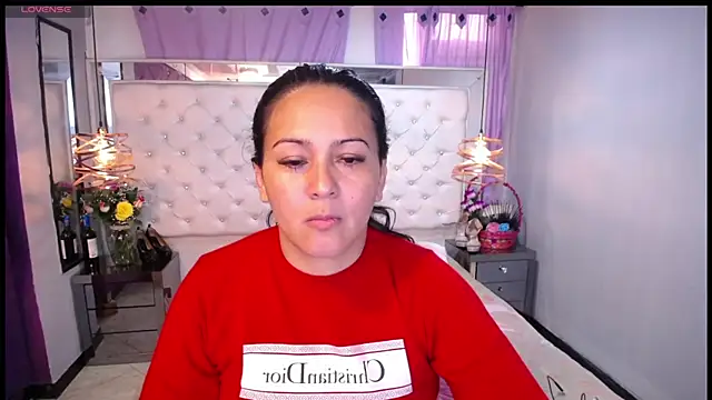 Georgina-Musk online show from December 6, 8:18 pm