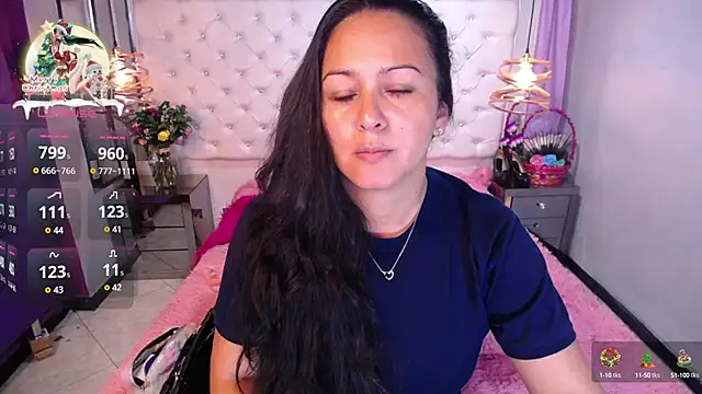 Georgina-Musk online show from December 13, 7:43 pm