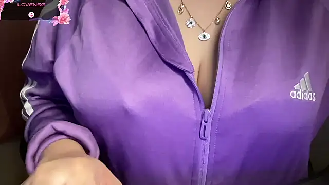 Sportybabe online show from March 18, 8:01 pm