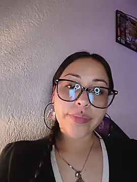 Snapshot of persefone_core chatting on March 8, 2:04 am persefone core online show from March 8, 2:04 am