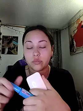 Snapshot of persefone_core chatting on March 13, 9:32 pm persefone core online show from March 13, 9:32 pm