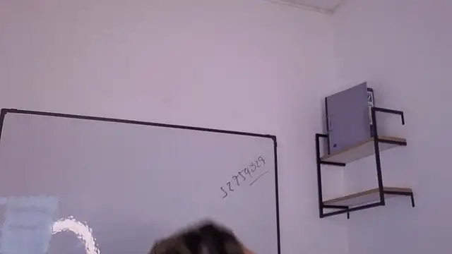 Isabella lt online show from February 21, 11:00 am