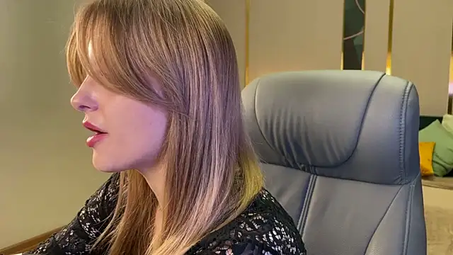 Snapshot of anita_blairr chatting on March 8, 1:14 am anita blairr online show from March 8, 1:14 am