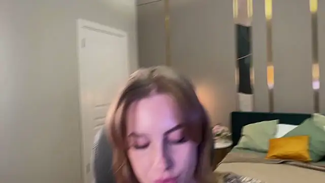 Snapshot of anita_blairr chatting on March 13, 12:39 am anita blairr online show from March 13, 12:39 am