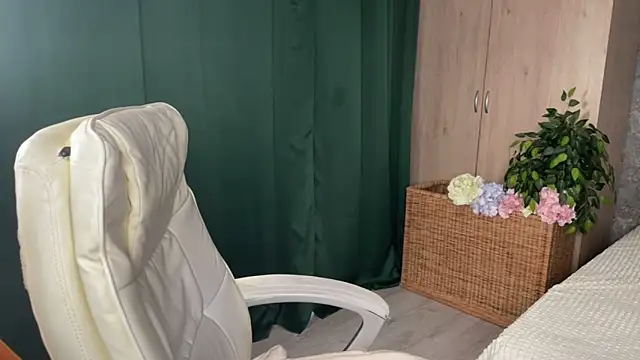anita blairr online show from July 1, 12:56 am