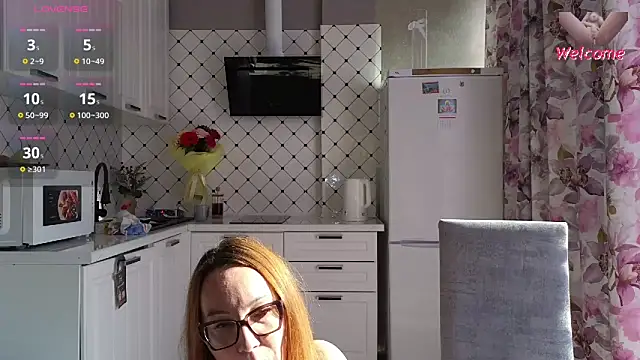 Snapshot of LybovNTV chatting on February 21, 7:42 am LybovNTV online show from February 21, 7:42 am