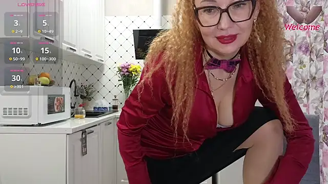 Snapshot of LybovNTV chatting on March 3, 8:59 pm LybovNTV online show from March 3, 8:59 pm