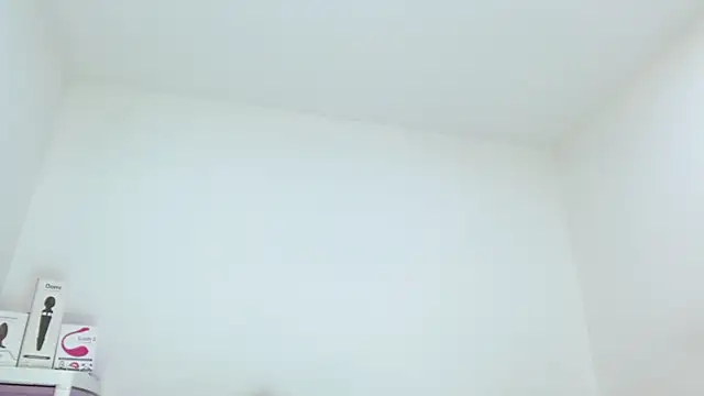 sashacreamy  online show from September 23, 4:15 am