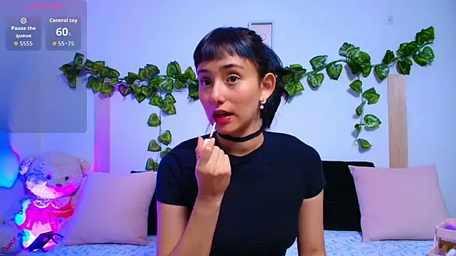 Snapshot of tati_cardenas chatting on September 28, 4:51 am tati cardenas online show from September 28, 4:51 am