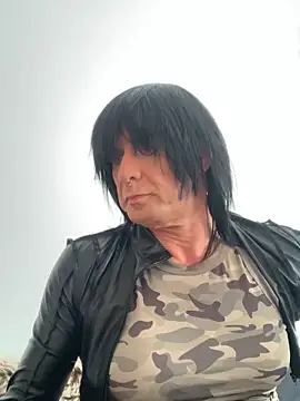 Snapshot of hoerige-masonutte chatting on September 11, 1:44 pm hoerige-masonutte online show from September 11, 1:44 pm