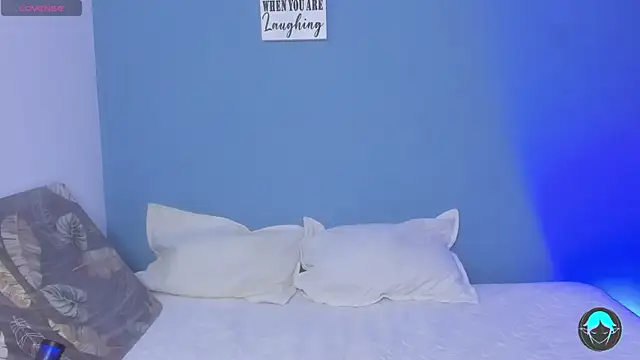 sofi elfqueen online show from March 6, 3:35 am