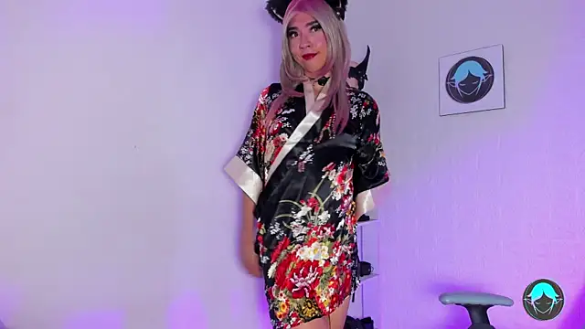 Snapshot of sofi_elfqueen chatting on July 27, 1:12 am sofi elfqueen online show from July 27, 1:12 am