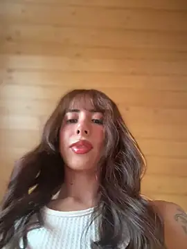 lauravasquez online show from June 10, 8:57 am