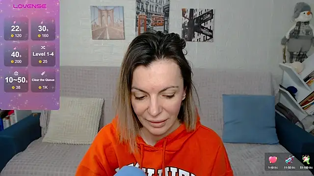 Snapshot of kiramarta chatting on January 22, 4:44 am kiramarta online show from January 22, 4:44 am