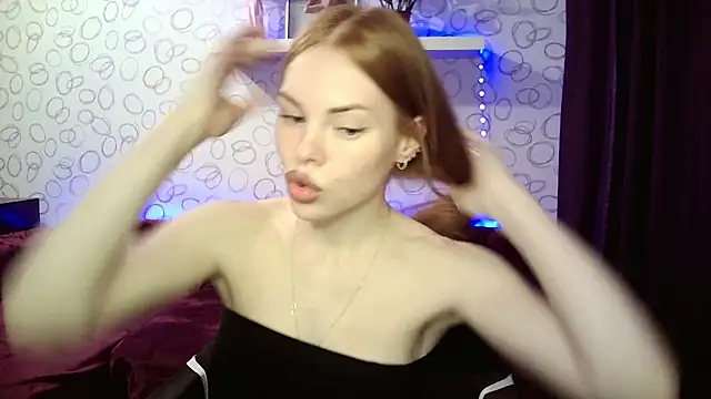 Snapshot of bariellass chatting on December 4, 1:20 pm bariellass online show from December 4, 1:20 pm