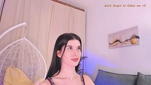 LauraCoy online show from February 11, 2:25 am