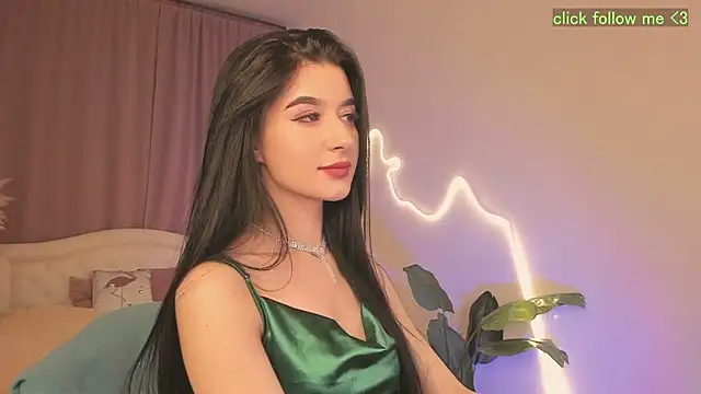 LauraCoy online show from March 21, 9:40 pm