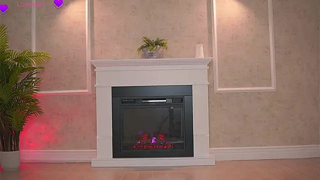 Snapshot of Abbela_White chatting on October 29, 6:37 am Abbela White online show from October 29, 6:37 am