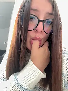 Megan lu2 online show from October 20, 8:53 pm