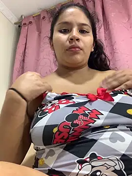 moncerrat luna online show from October 10, 11:15 pm