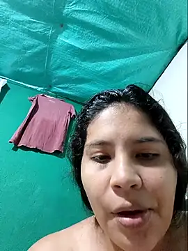 moncerrat luna online show from December 19, 6:26 pm