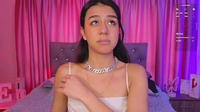 Emiily Scott1 online show from July 25, 2:58 pm