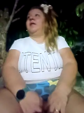 HORNY MATURE25 online show from December 31, 11:28 pm