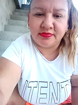 HORNY MATURE25 online show from January 5, 4:06 pm
