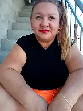 HORNY MATURE25 online show from January 12, 3:25 pm